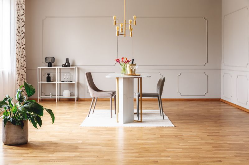 Finished Interior Curved Molding